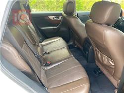 انفنتي QX70